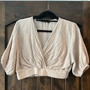 Zara Crop Top - size M